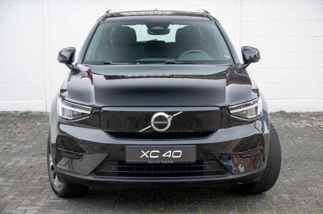 Volvo XC40 Core Recharge