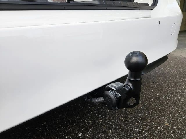 Volkswagen ID.Buzz Cargo 4Motion Pro