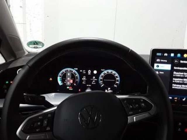 Volkswagen Golf 1.5 eTSI Golf VIII