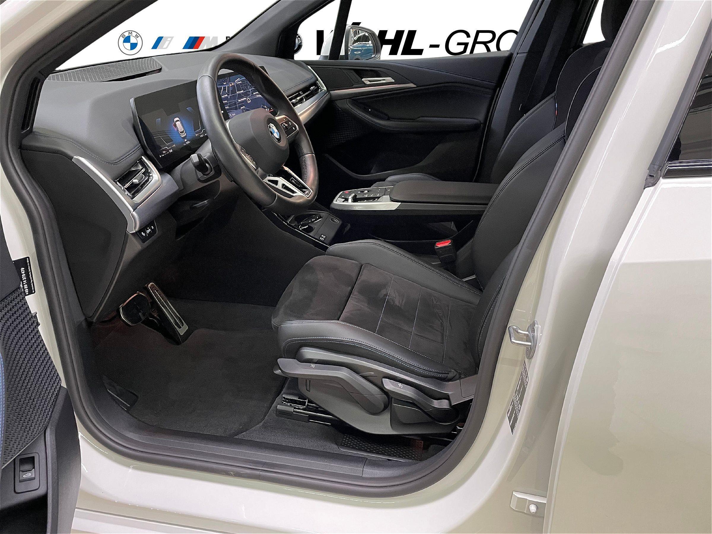 BMW 220 220i Active Tourer