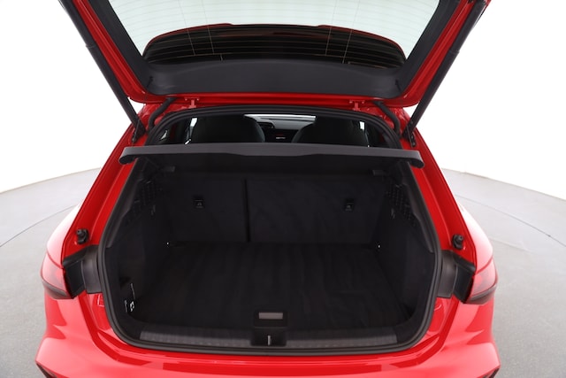 Audi A3 30 TFSI S-Line Sportback