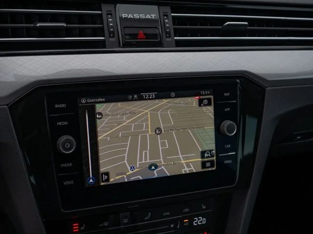 Volkswagen Passat 2.0 TDI Business DSG Variant