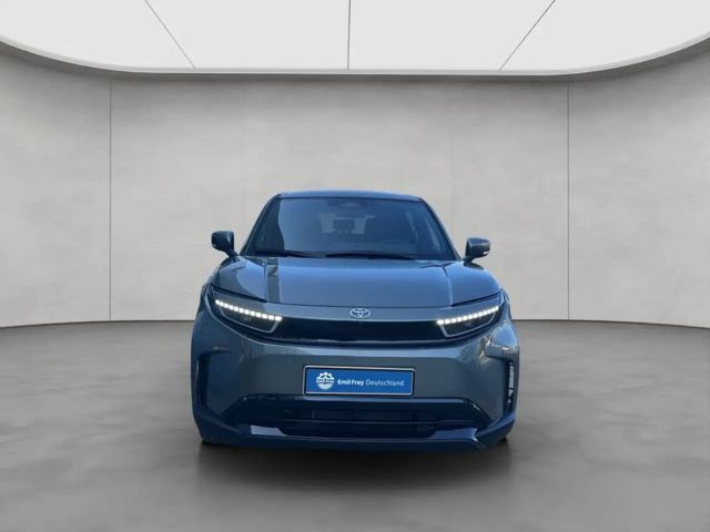 Toyota Urban Cruiser 61kWh Teamplayer