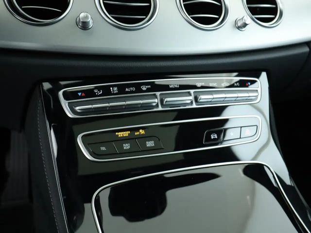 Mercedes-Benz E 220 AVANTGARDE E 220 d Estate