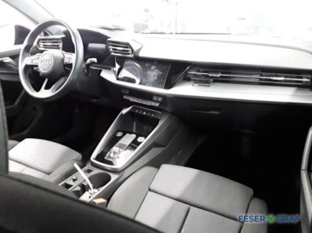 Audi A3 30 TDI S-Line S-Tronic Sedan