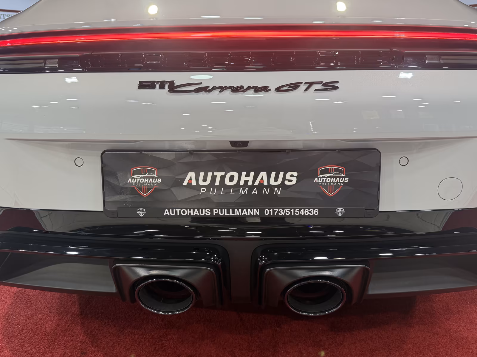 Porsche 911 Cabriolet Carrera GTS