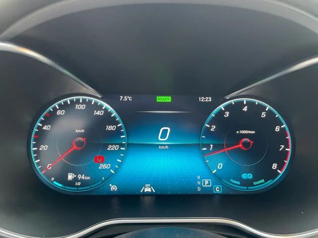 Mercedes-Benz C 200 AMG Line Coupé