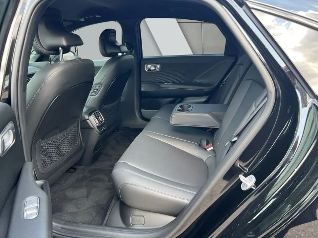 Hyundai IONIQ 6 UNIQ Vierwielaandrijving