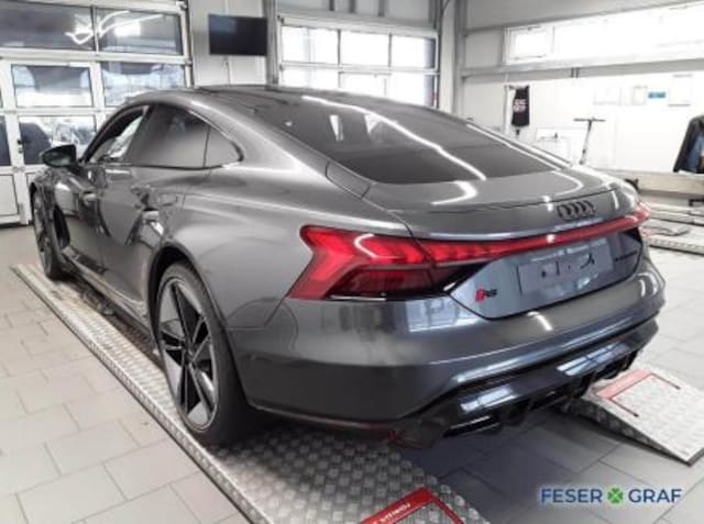 Audi RS e-tron GT Quattro