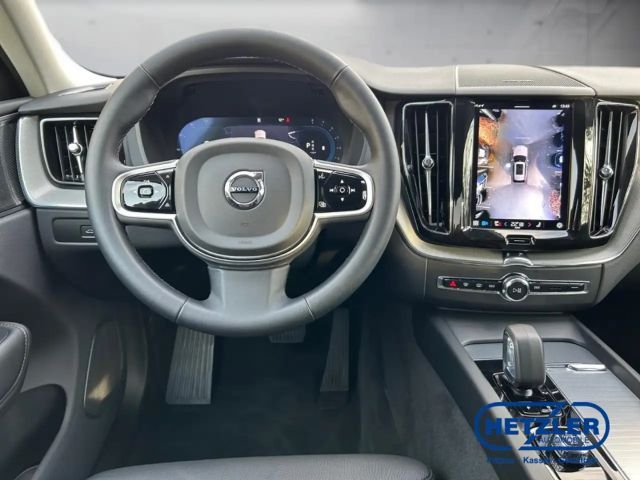 Volvo XC60 AWD Dark Plus