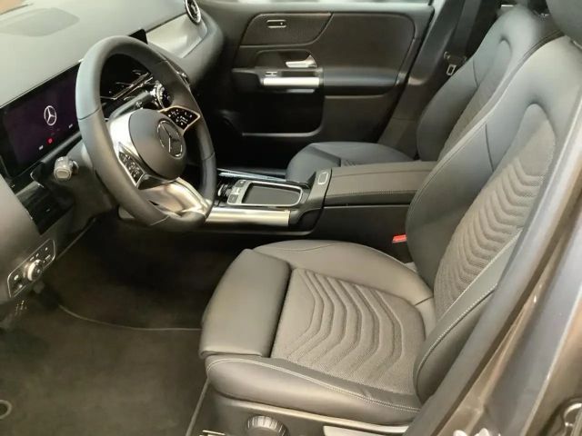 Mercedes-Benz B 220 4MATIC Progressive