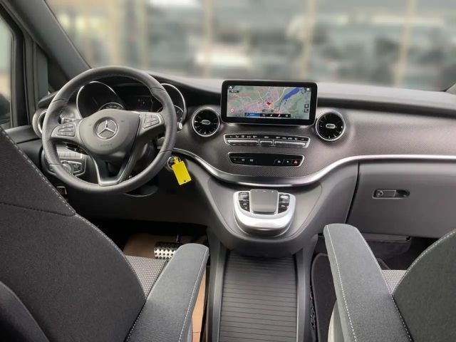 Mercedes-Benz V 250 AMG Line