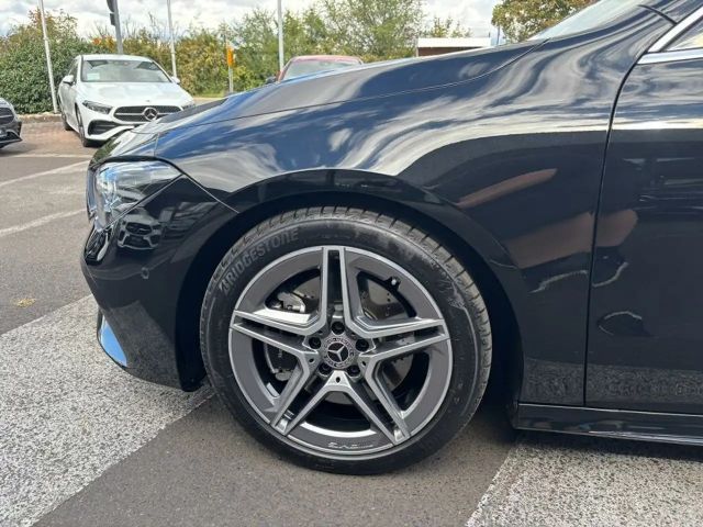 Mercedes-Benz CLA 200 AMG Line Coupé
