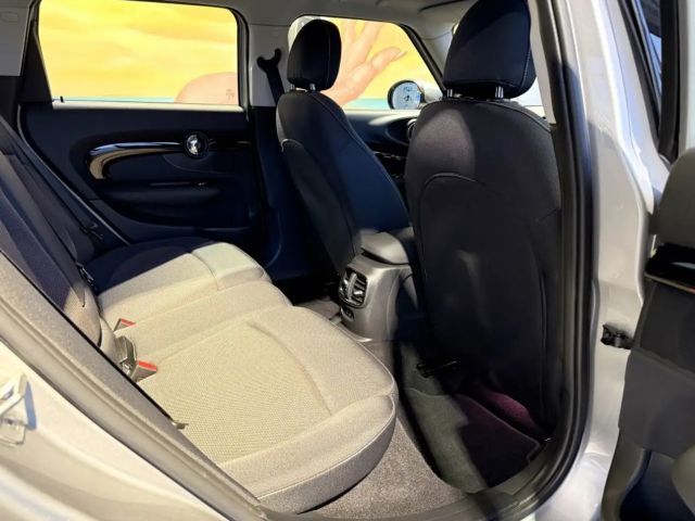 MINI Cooper Clubman Essential Trim KAM+LED+NAVI+KOMF