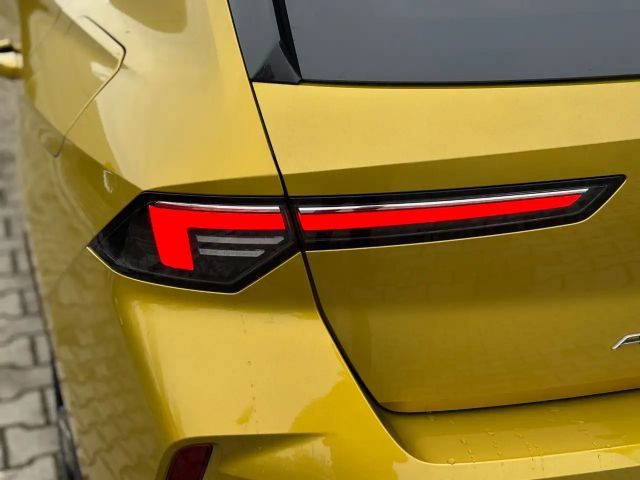 Opel Astra 1.6 Turbo Elegance Turbo