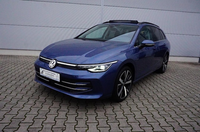 Volkswagen Golf 1.5 eTSI DSG Variant