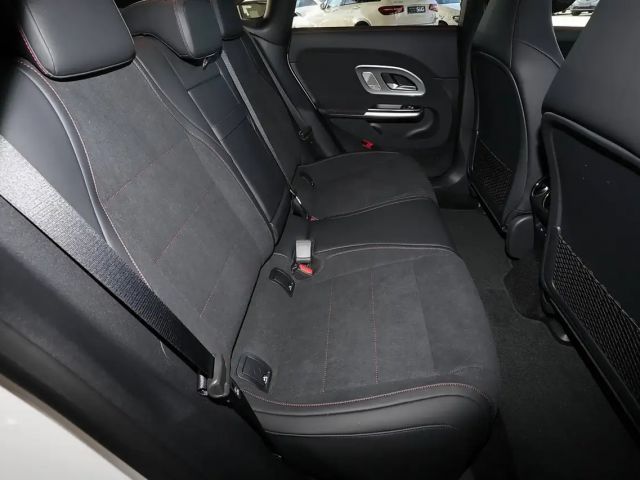 Mercedes-Benz CLA 250 AMG Line Coupé