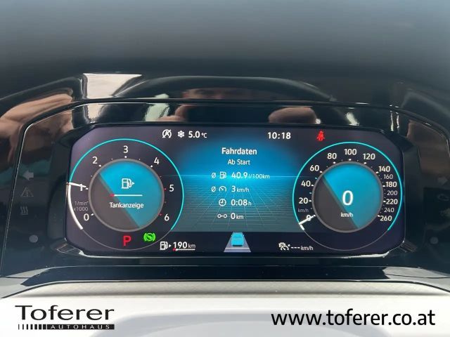 Volkswagen Golf DSG Life Variant