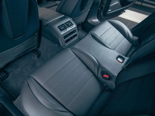 Porsche Panamera 4 E-Hybrid