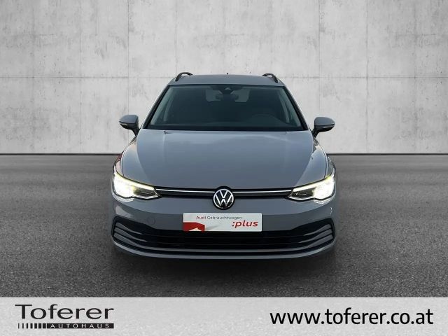 Volkswagen Golf Life Variant