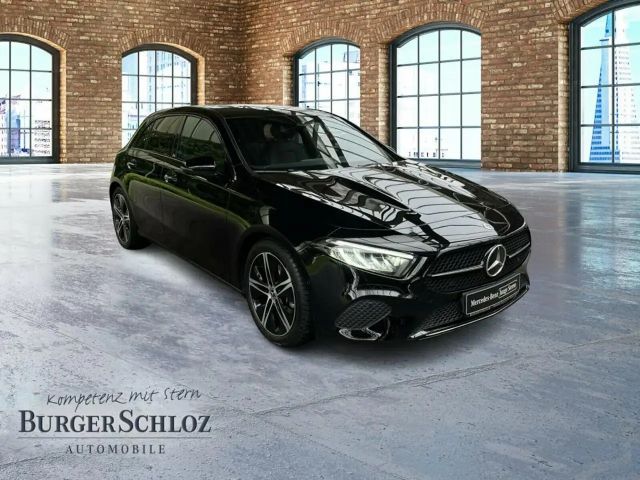 Mercedes-Benz A 220 4MATIC Progressive