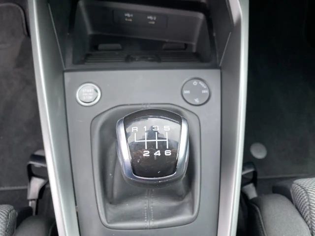 Audi A3 30 TFSI Sedan