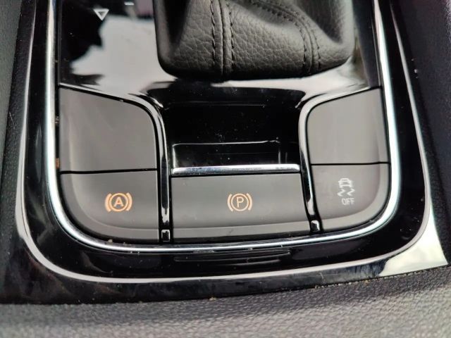 Skoda Karoq 1.5 TSI Selection