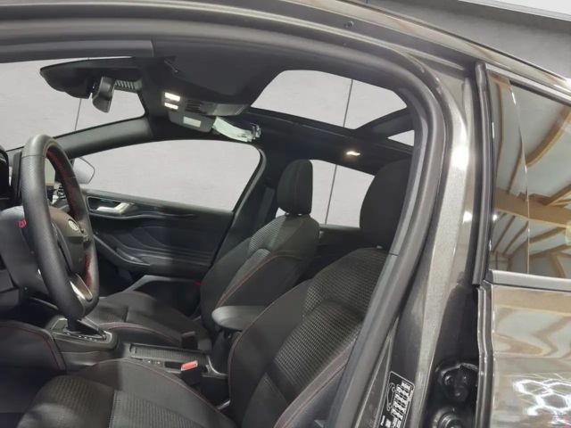 Ford Focus ST Line Wagon