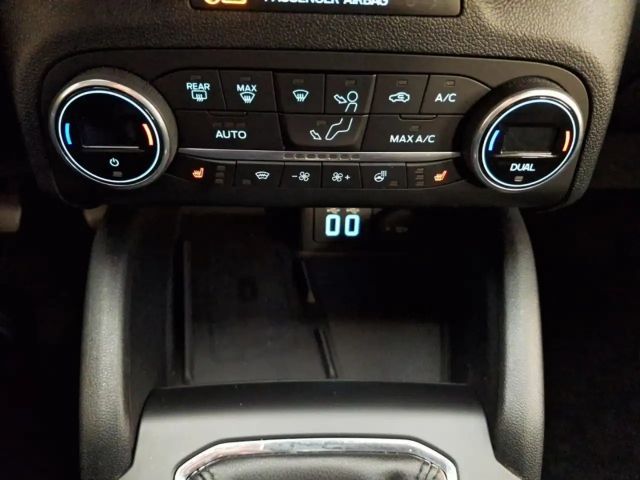 Ford Kuga Cool & Connect