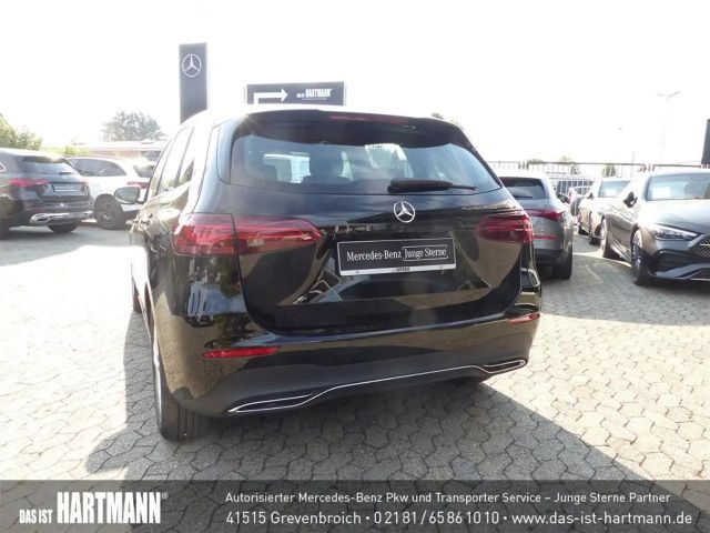 Mercedes-Benz B 200 Progressive Sedan