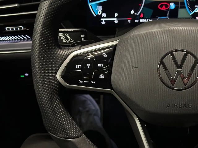 Volkswagen Touareg IQ.Drive R-Line