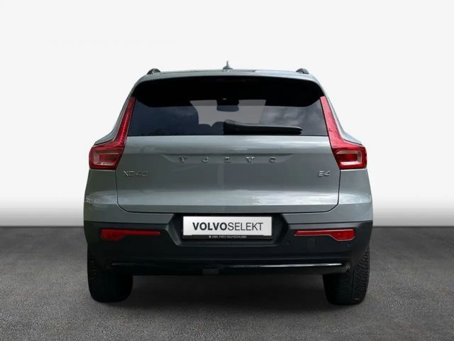 Volvo XC40 Dark Plus