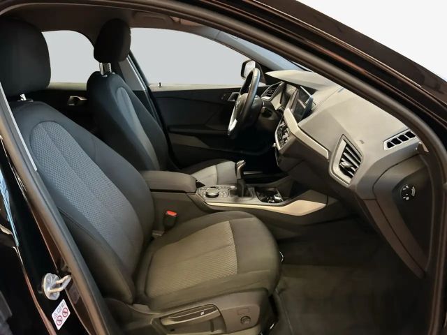 BMW 118 118i Advantage pakket Sedan