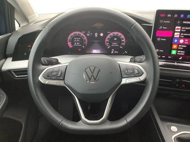 Volkswagen Golf 1.5 TSI Life Variant