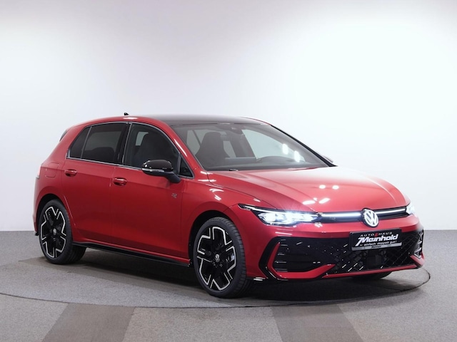Volkswagen Golf 1.5 TSI R-Line Style