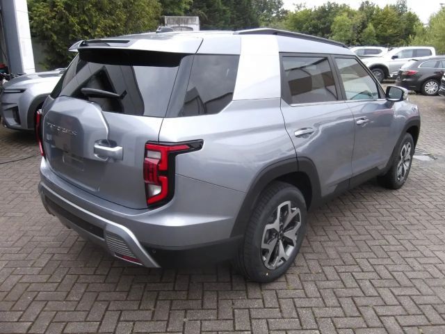 SsangYong Torres 2WD Quartz