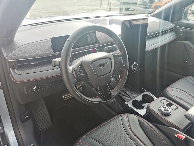 Ford Mustang Mach-E AWD Extended range