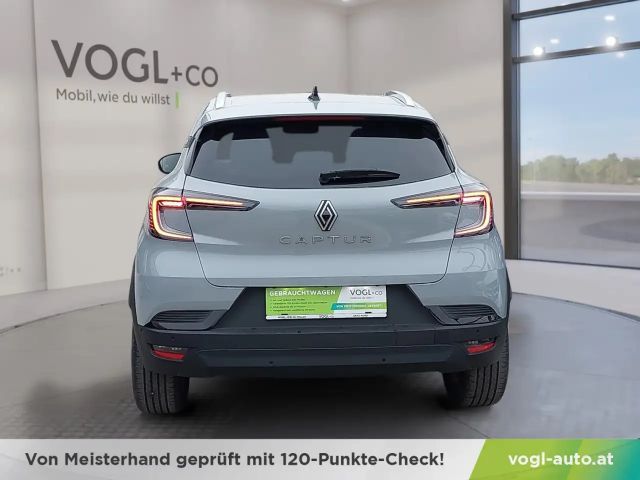Renault Captur Hybrid Techno