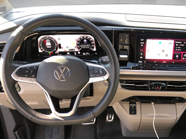 Volkswagen Multivan 2.0 TDI DSG Style T7