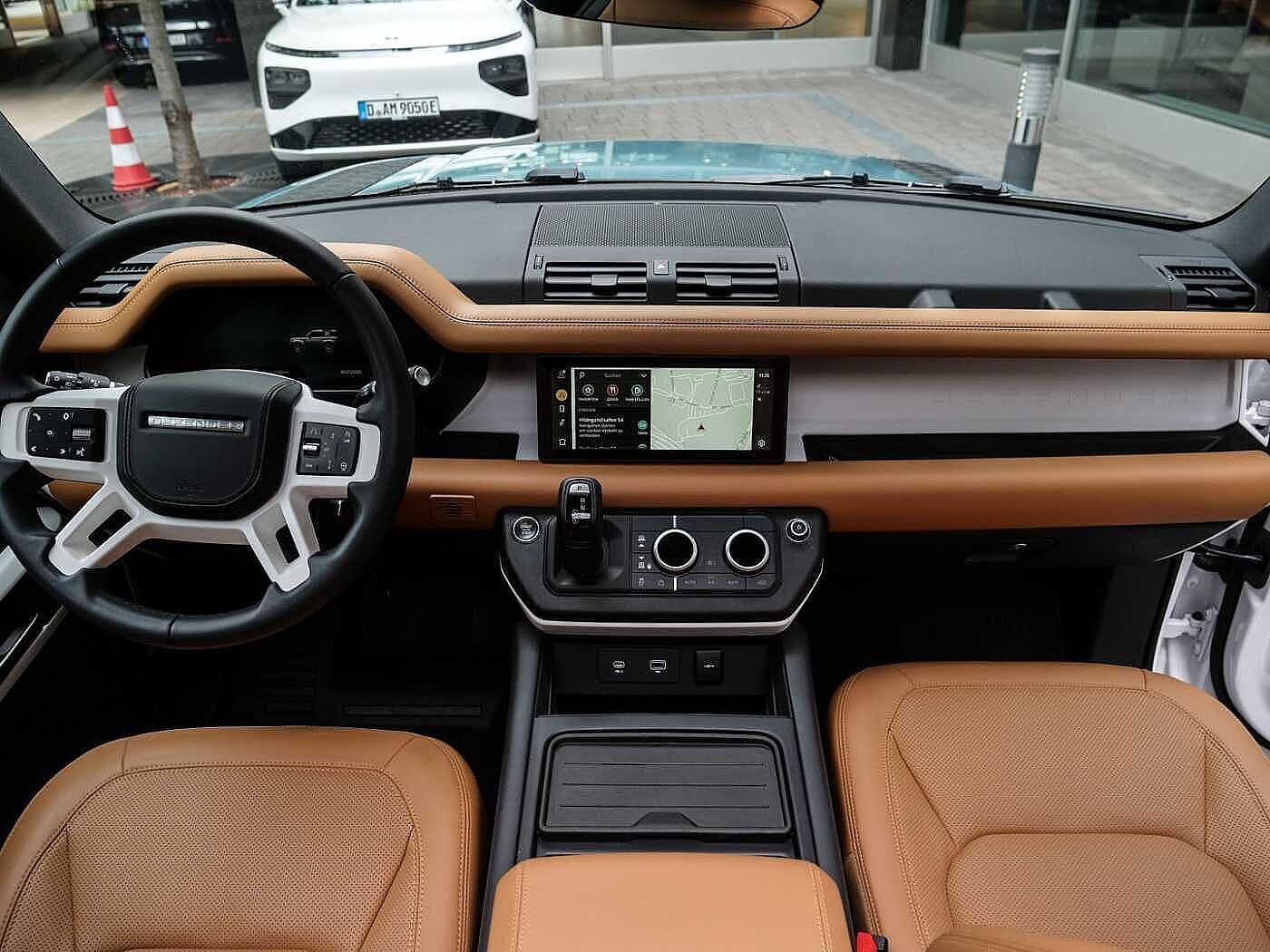 Land Rover Defender 90 SE