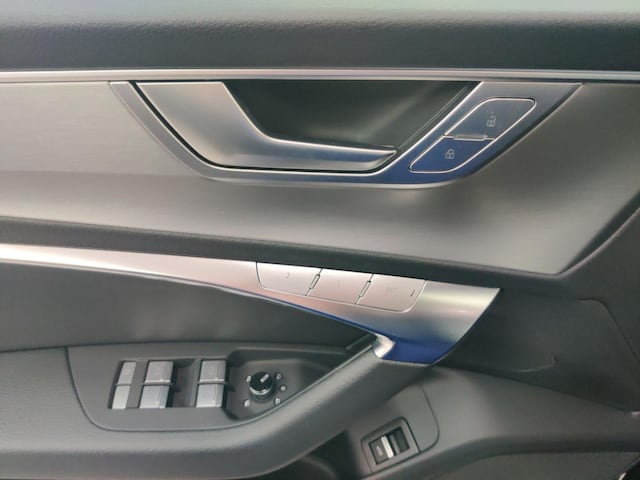 Audi S6 Avant Quattro