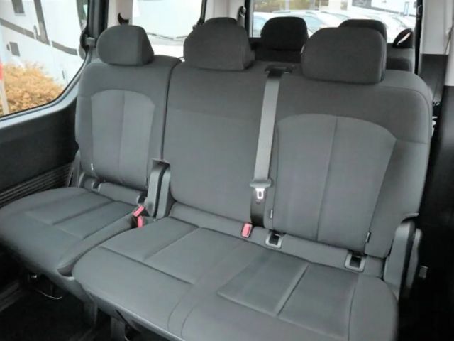 Hyundai Staria Trend