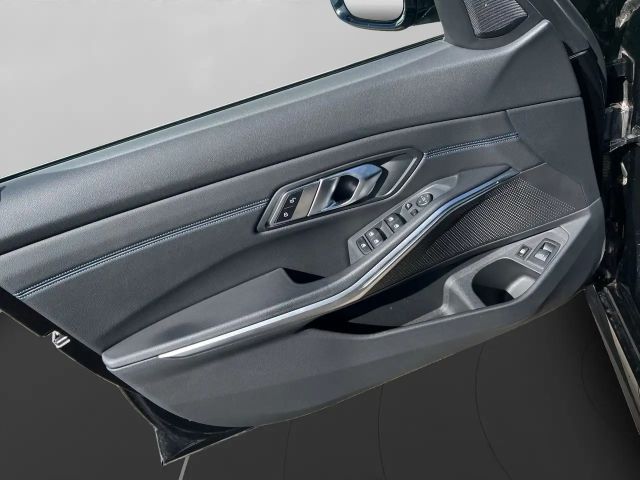 BMW 330 330e M-Sport Touring