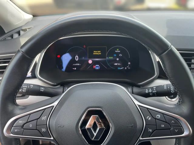 Renault Captur E-Tech Intens