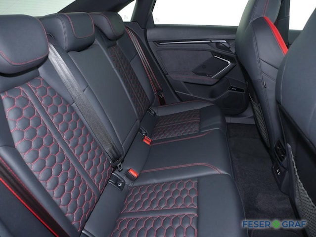 Audi RS3 Quattro S-Tronic Sedan