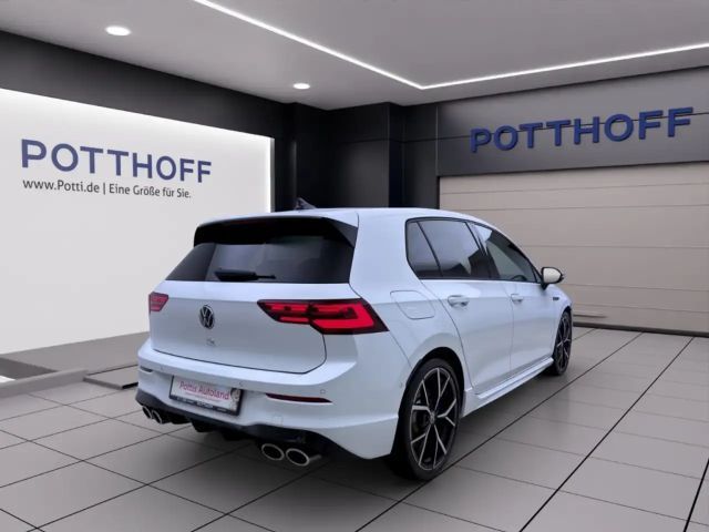 Volkswagen Golf IQ.Drive