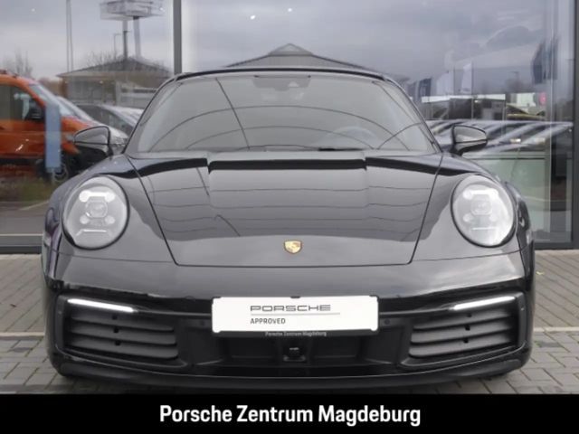 Porsche 992 Carrera Coupé