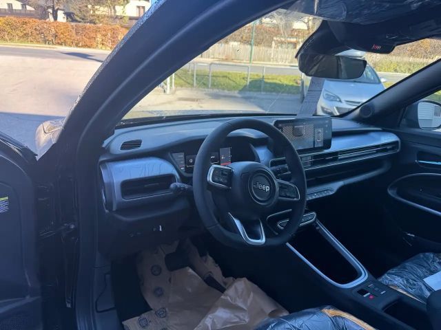 Jeep Avenger Avenger 1.2 T3 e-Hybrid 4xe  The North Face