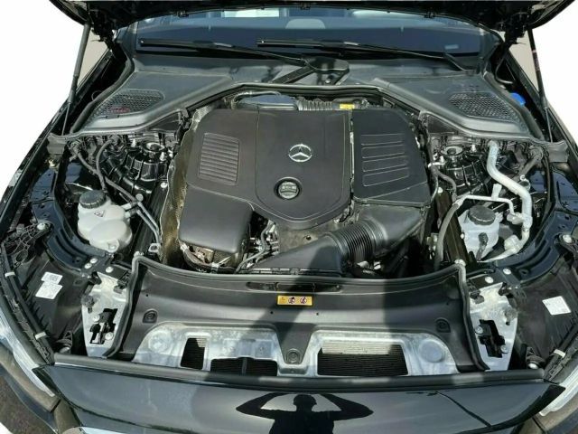 Mercedes-Benz E 200 AVANTGARDE Estate