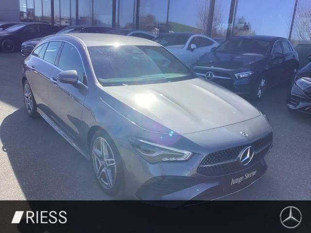 Mercedes-Benz CLA 200 AMG Line Shooting Brake
